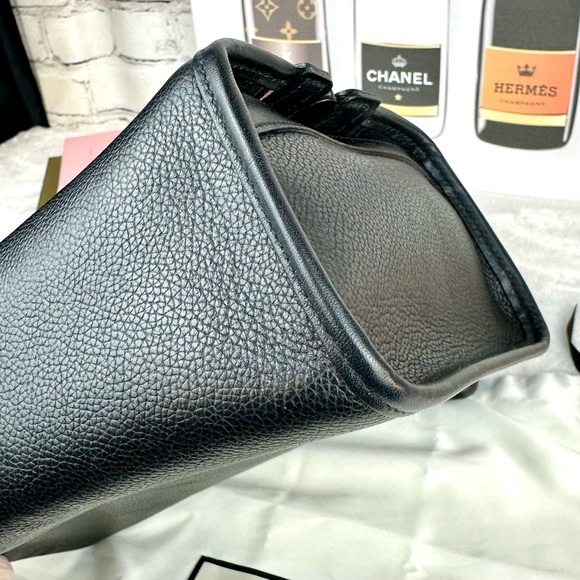 GUCCI Black Leather Toiletry Cosmetic Case Pouch for Man or Woman - Picture 7 of 16